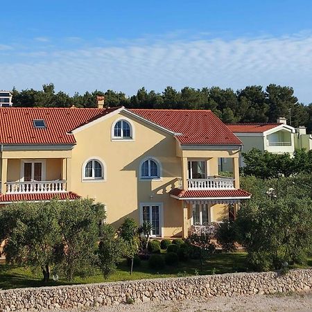 Apartmani Olea Krk Krk Town Eksteriør billede