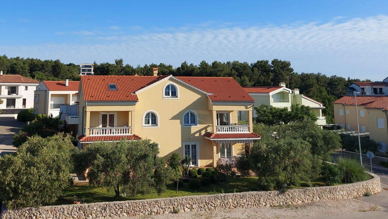 Apartmani Olea Krk Krk Town Eksteriør billede