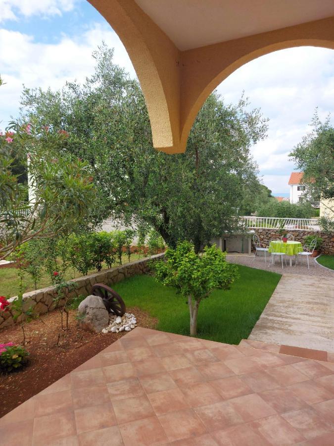 Apartmani Olea Krk Krk Town Eksteriør billede