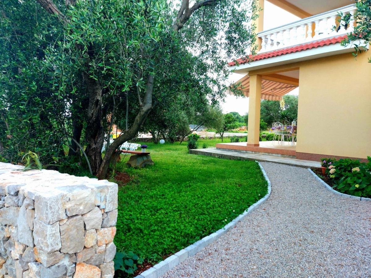 Apartmani Olea Krk Krk Town Eksteriør billede